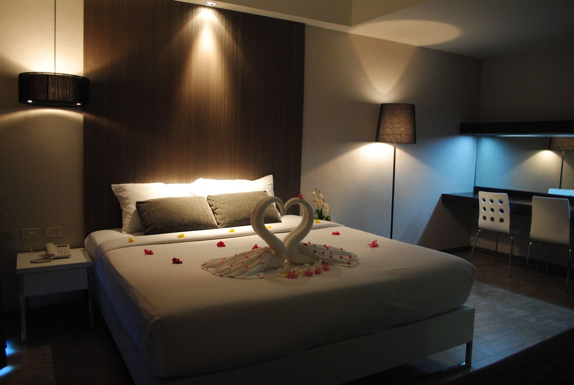 Inn Place Serviced Residence Pattaya Extérieur photo