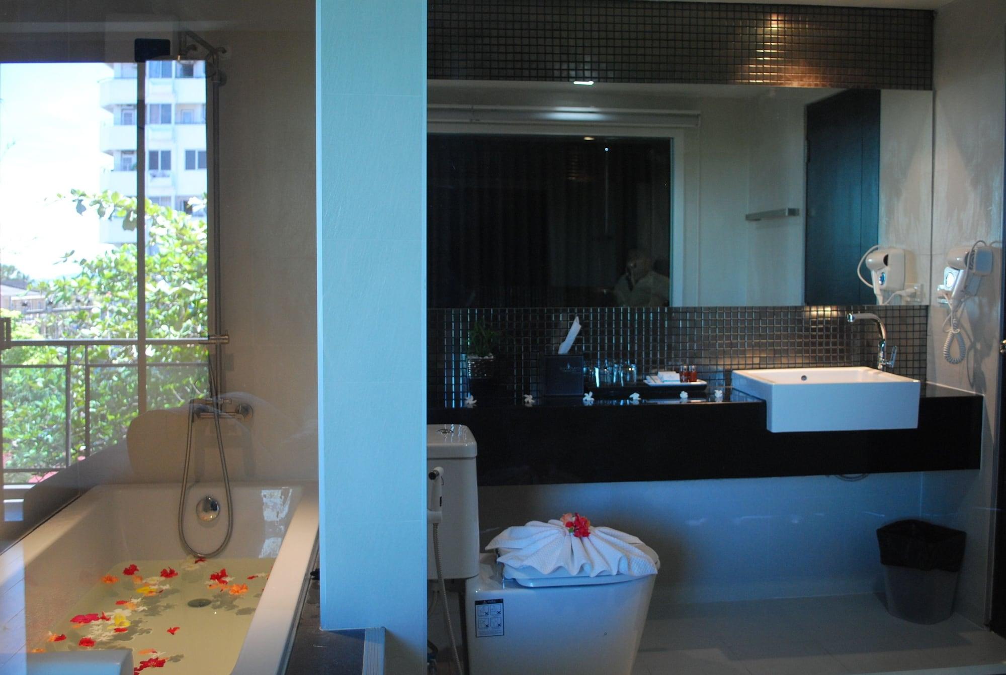 Inn Place Serviced Residence Pattaya Extérieur photo