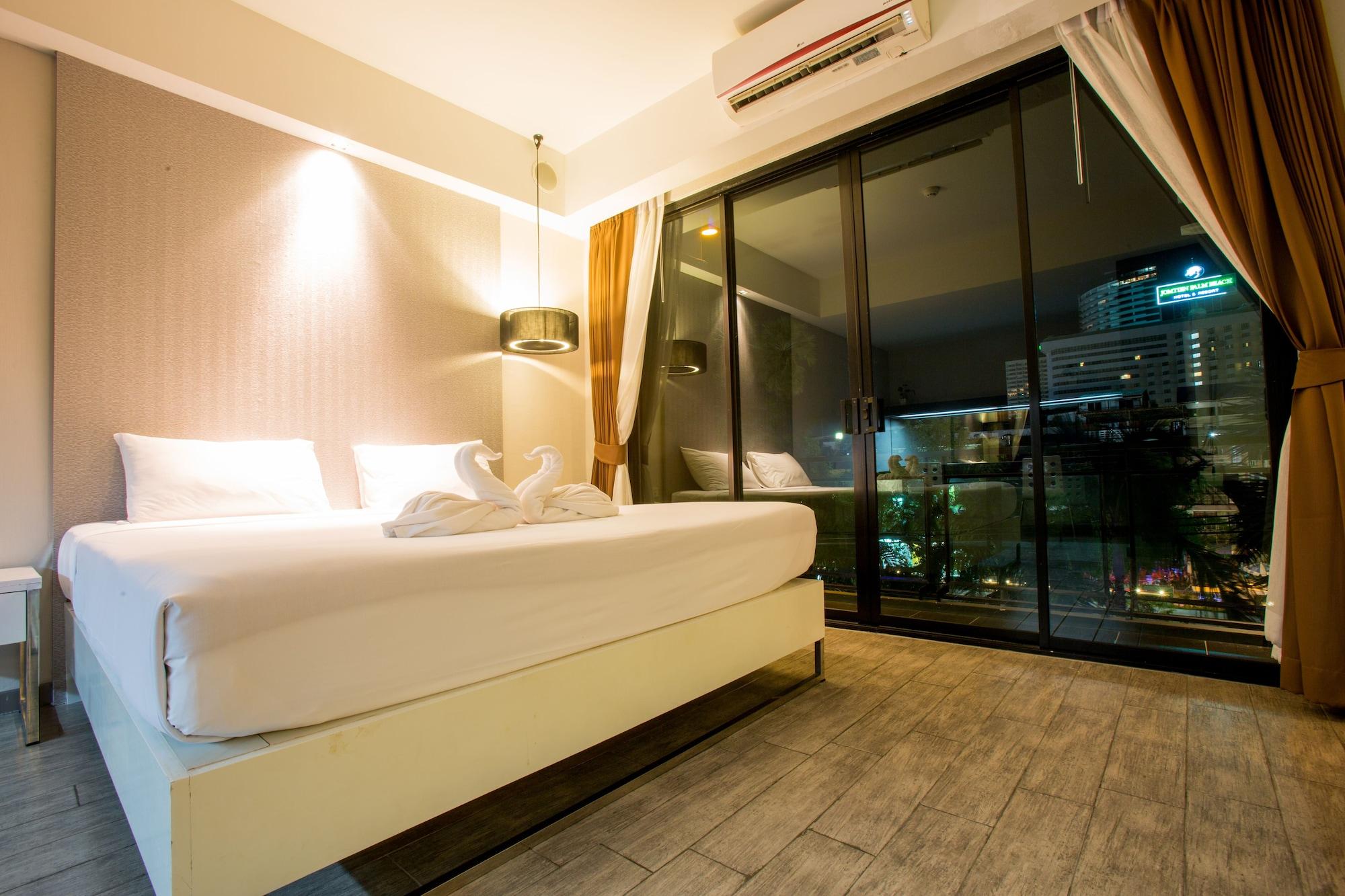 Inn Place Serviced Residence Pattaya Extérieur photo