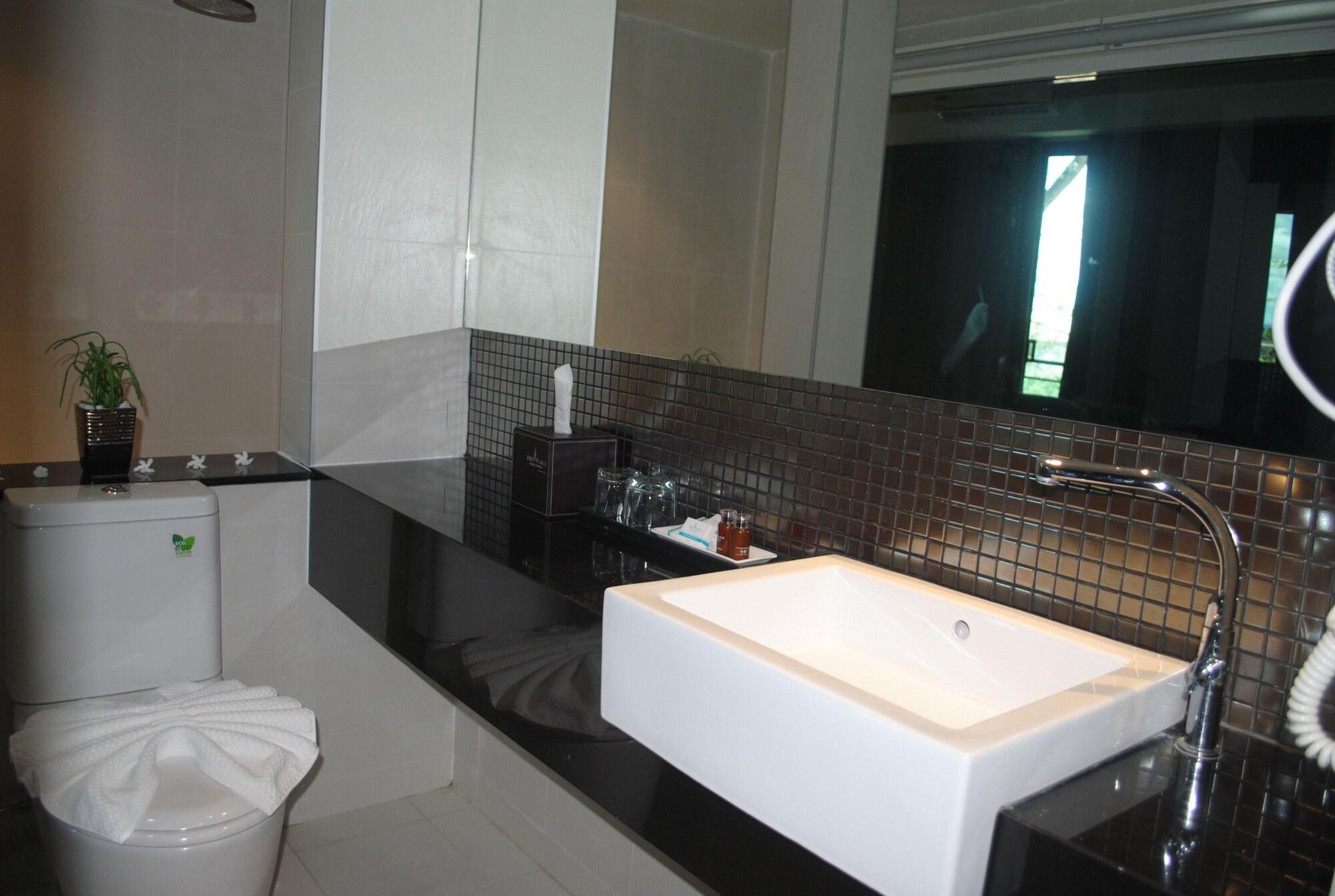 Inn Place Serviced Residence Pattaya Extérieur photo