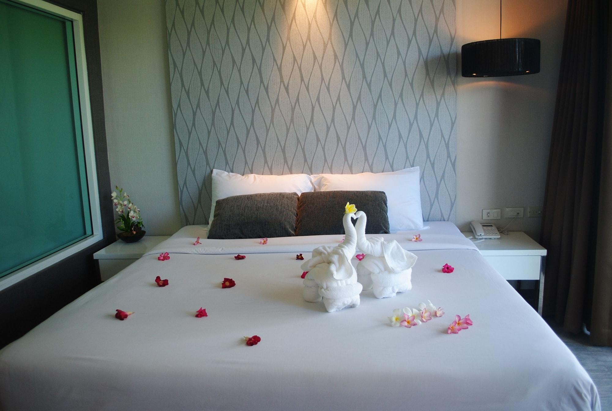 Inn Place Serviced Residence Pattaya Extérieur photo