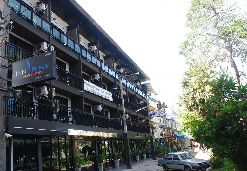 Inn Place Serviced Residence Pattaya Extérieur photo