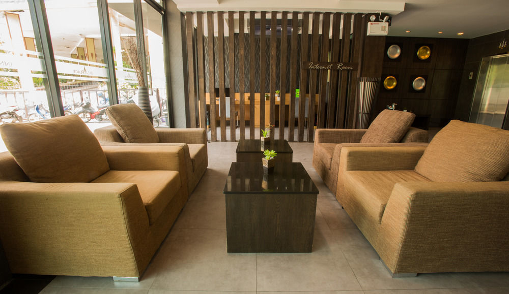 Inn Place Serviced Residence Pattaya Extérieur photo